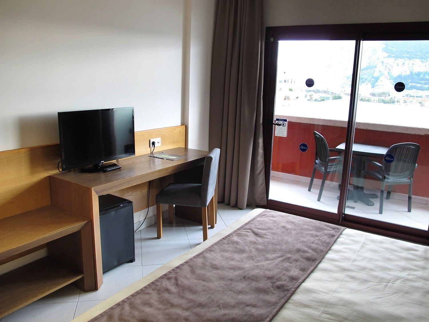 Ohtels Campo De Gibraltar Hotel La Linea de la Concepcion Bagian luar foto