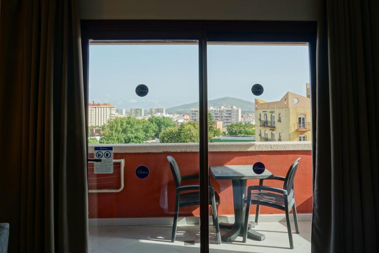 Ohtels Campo De Gibraltar Hotel La Linea de la Concepcion Bagian luar foto