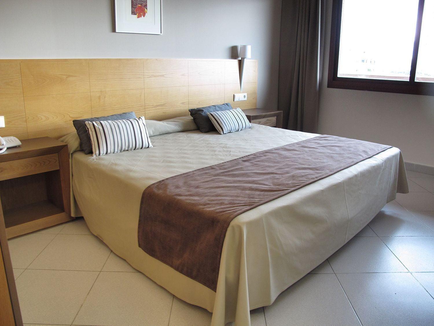 Ohtels Campo De Gibraltar Hotel La Linea de la Concepcion Bagian luar foto
