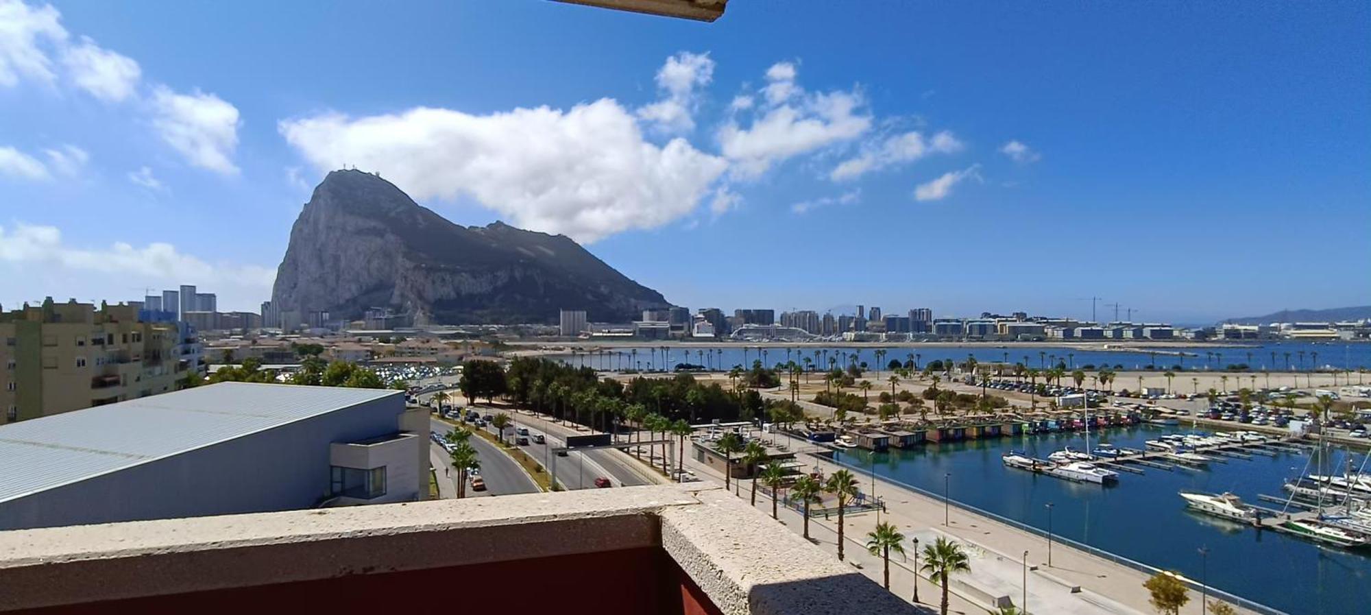 Ohtels Campo De Gibraltar Hotel La Linea de la Concepcion Bagian luar foto